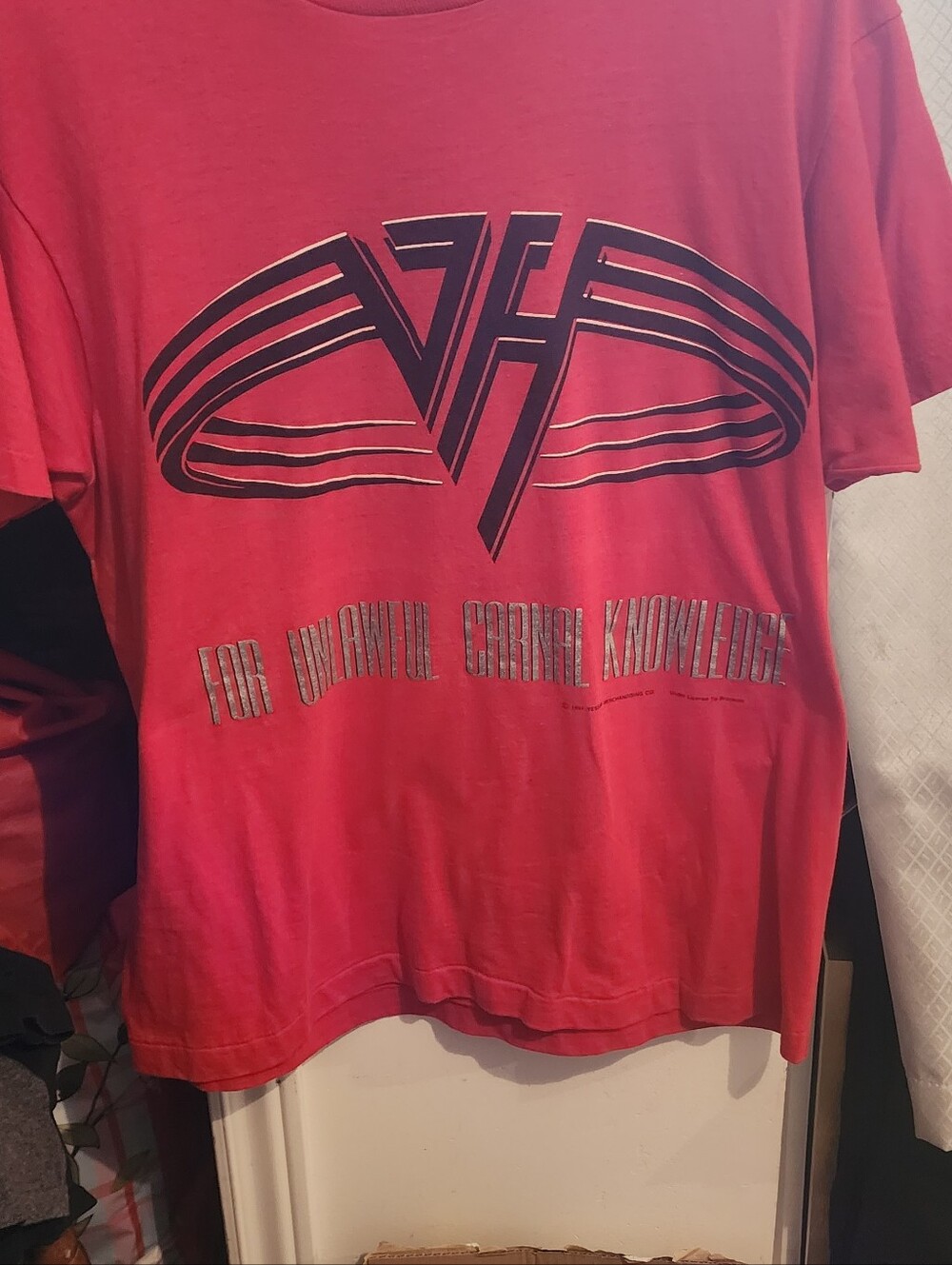 Van Halen  Tour 1991 Vintage T Shirt Mens Rock Band Concert Red Size XL.